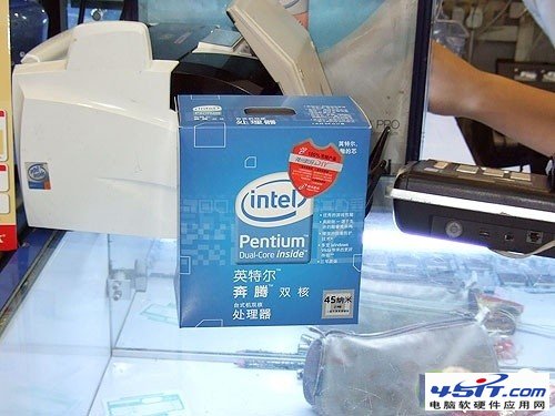 Intel ˫ E5200У 